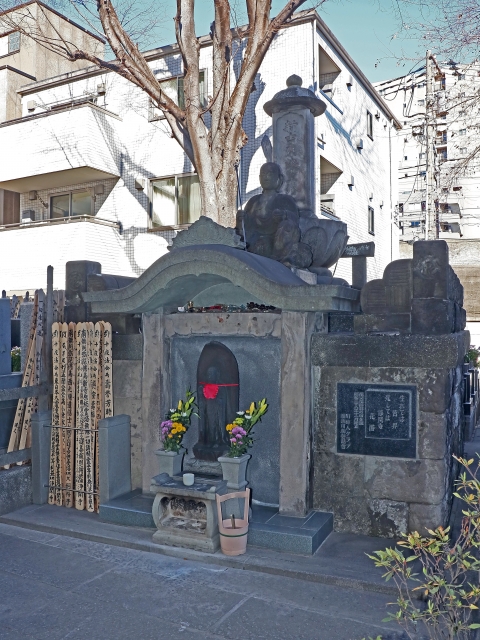 浄閑寺 新吉原総霊塔